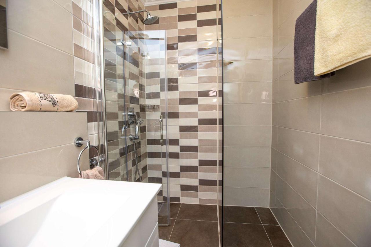 Apartments Mosor Омиш Экстерьер фото